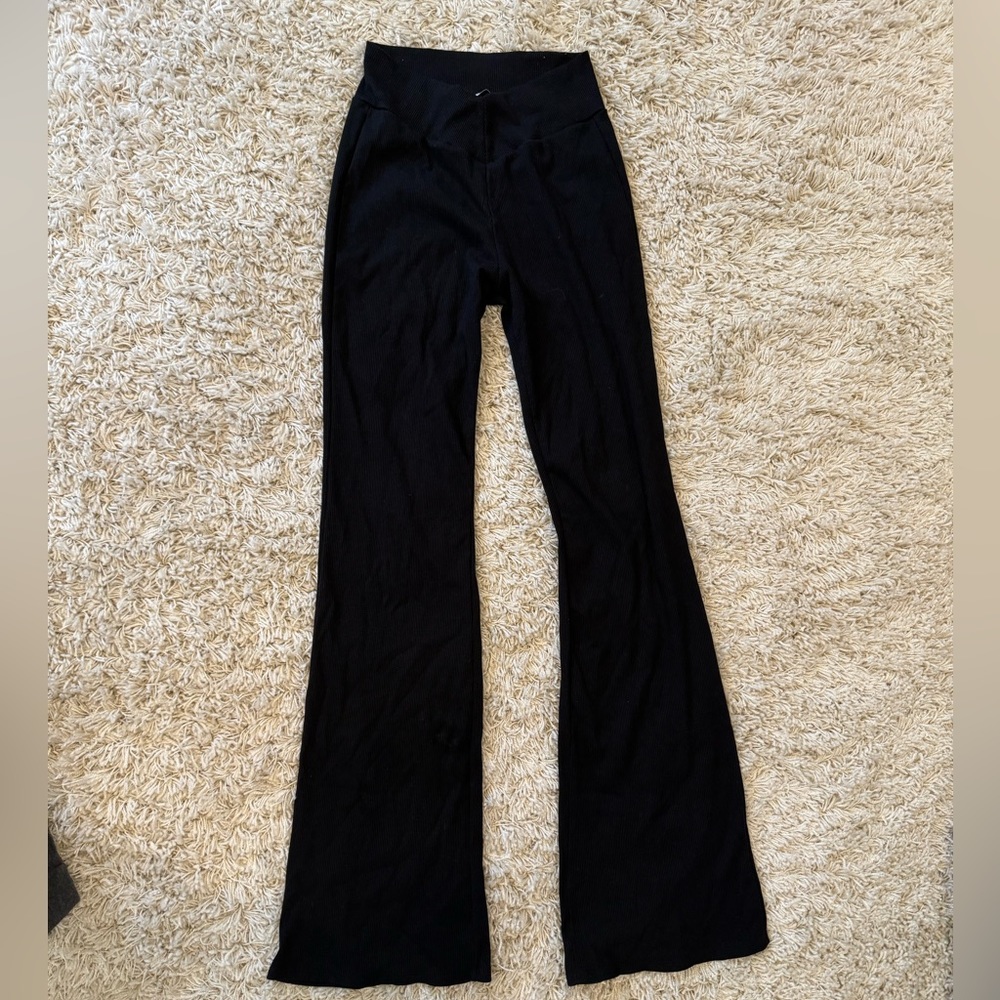 Falling Love ribbed flare leggings